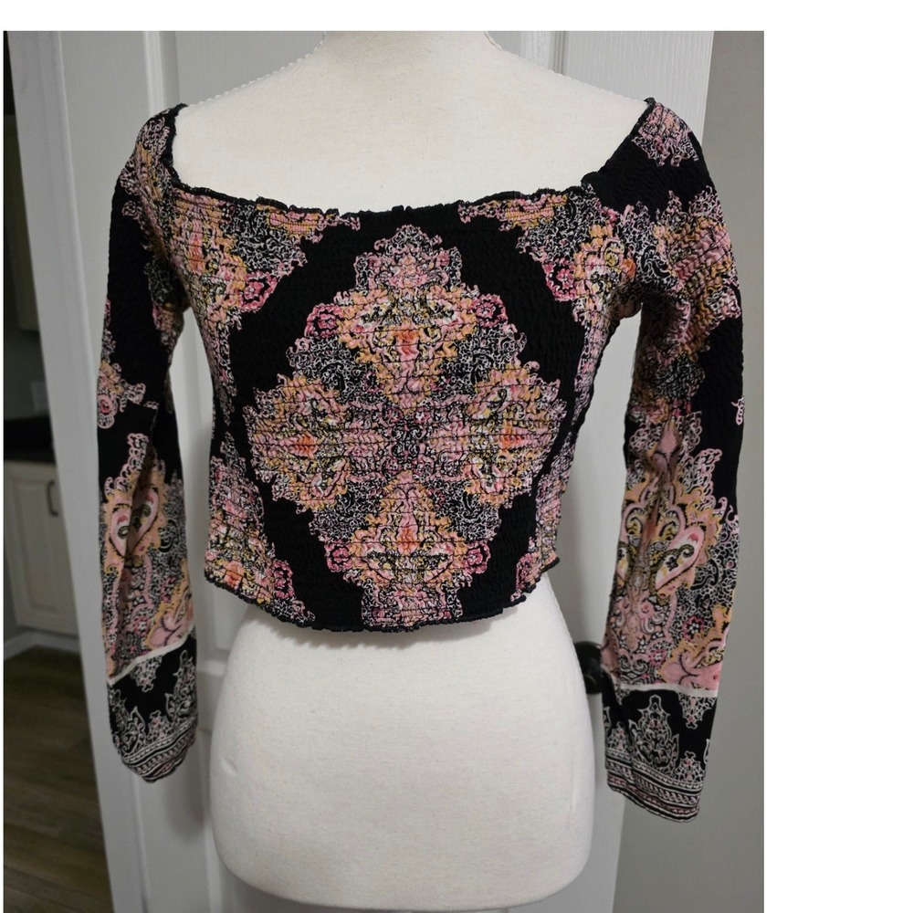 Band of Gypsies‎ Womens Smocked Off Shoulder Crop Top Black Paisley Medallion M